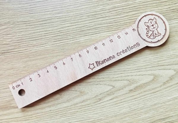 Règle en bois de 15 cm avec un dessin d'un animal – Image 2