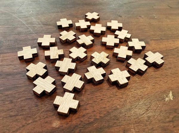 Lot de 25 pions de 2 cm décoratifs – Image 18