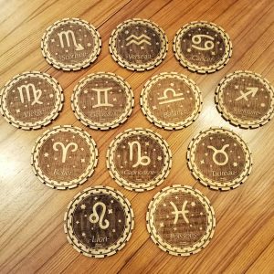 Support signes astrologiques dorés 11 cm