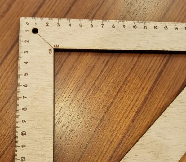 Équerre triangle 25 x 25 cm – Image 2