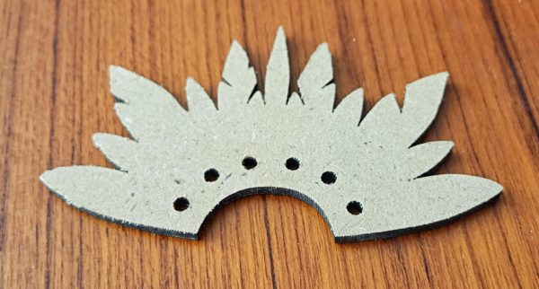 Support de loisir créatif – monde Maya - Couronne en plumes – Image 2