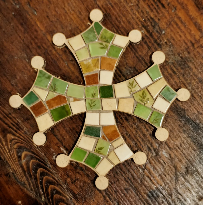 Support de loisir créatif – croix - Occitane – Image 3